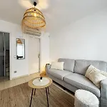 Casa Con Encanto En El Centro Historico De L'escala - Hisp-7-104 * トレリャ・デ・モングリ